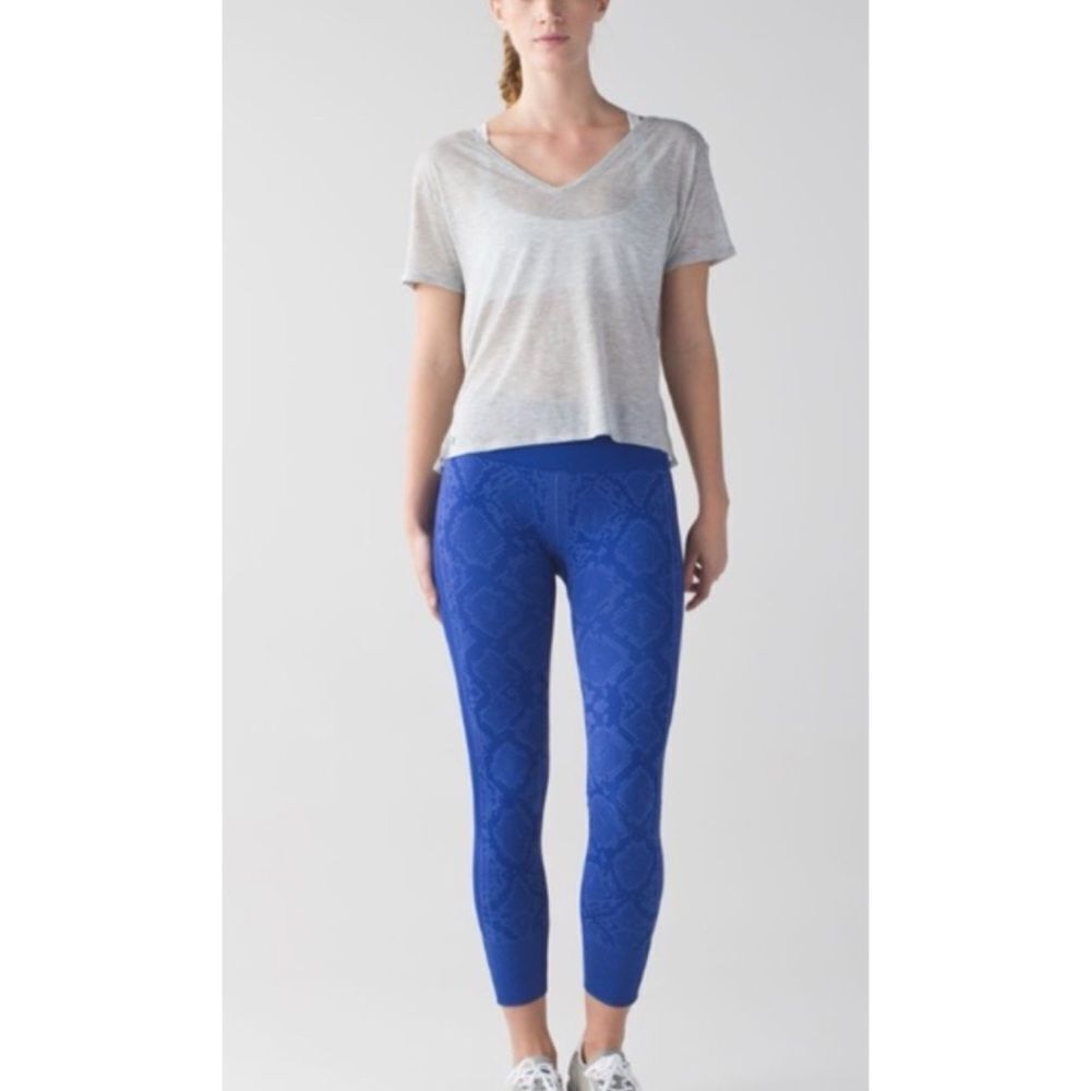 Lululemon Ebb to Street Pant  in Heather Sapphire Blue Size 4